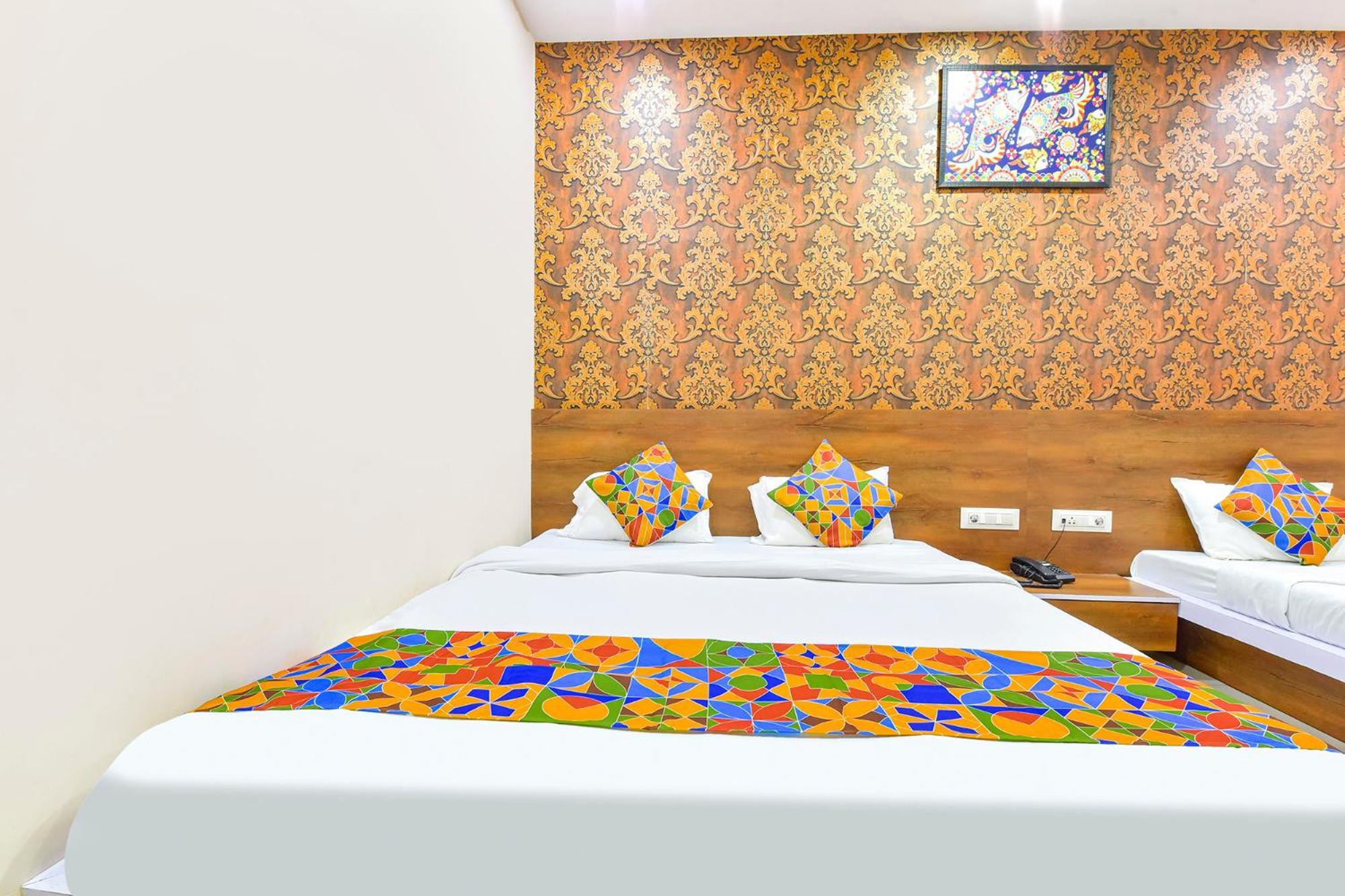 Fabhotel Raghumani Palace Ujjain Dış mekan fotoğraf