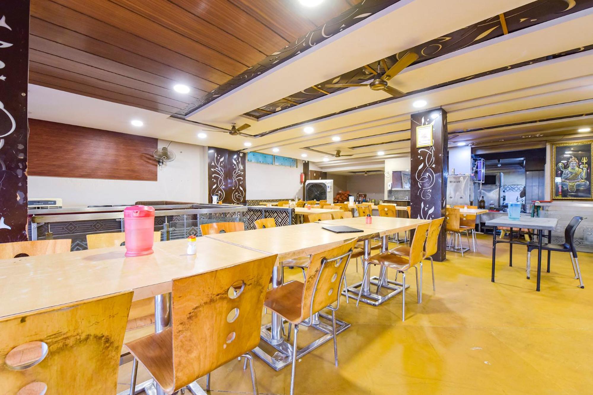 Fabhotel Raghumani Palace Ujjain Dış mekan fotoğraf