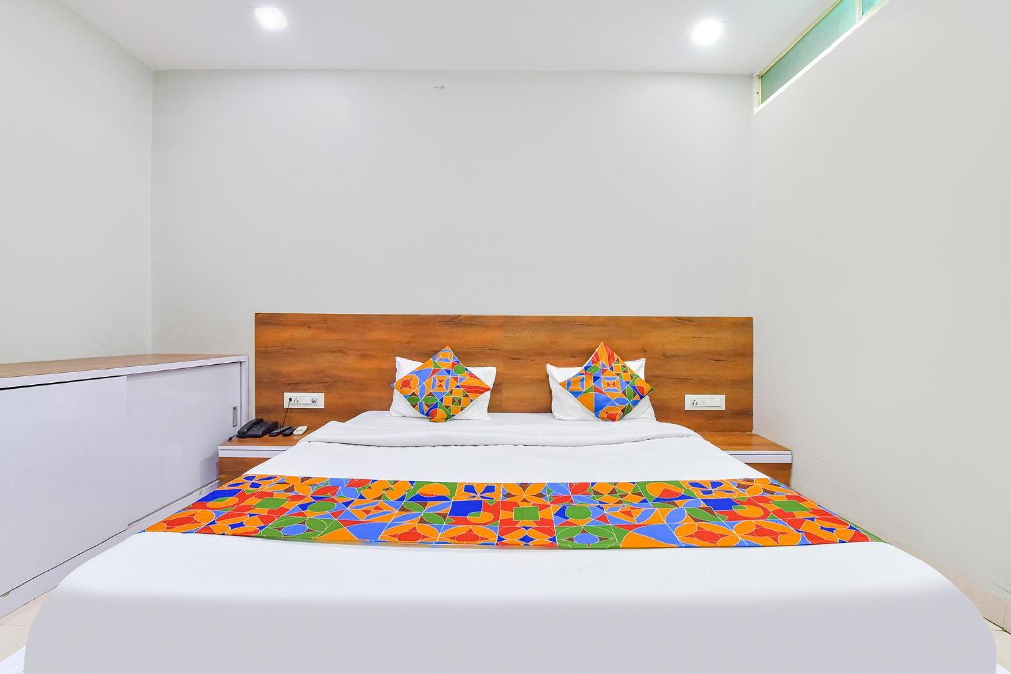 Fabhotel Raghumani Palace Ujjain Dış mekan fotoğraf