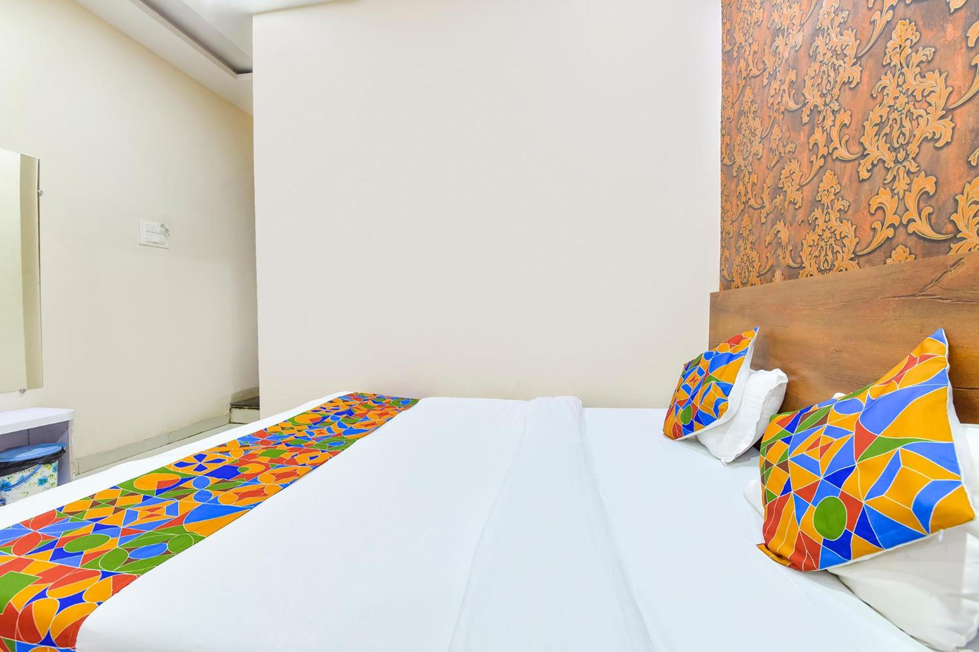 Fabhotel Raghumani Palace Ujjain Dış mekan fotoğraf